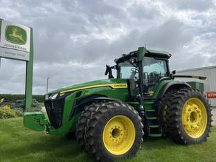 2023 John Deere 8R 370