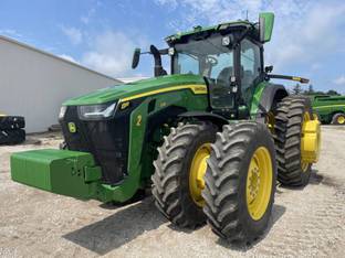 2023 John Deere 8R 370
