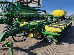 2014 John Deere 1770NT