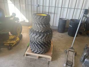 2023 John Deere R4 TIRES