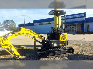 2025 New Holland E17C