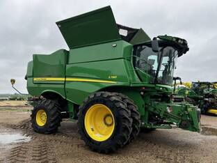 2023 John Deere S780