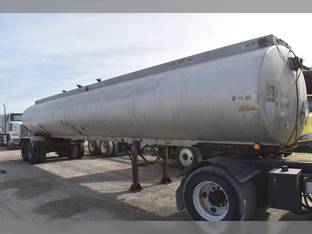 1972 Trailmobile 8500 GALLON