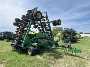 2019 John Deere 1990