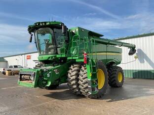 2024 John Deere S780