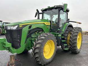 2023 John Deere 8R 310