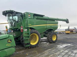 2024 John Deere S780