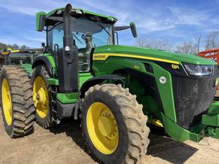 2024 John Deere 8R 250