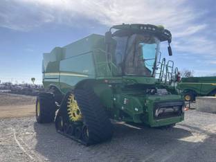 2021 John Deere S790