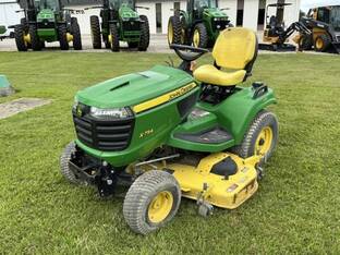 2016 John Deere X754