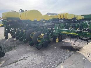 2009 John Deere 1770NT CCS
