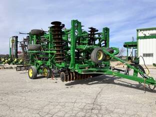 2019 John Deere 2330