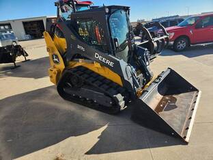 2021 John Deere 317G compact track loader