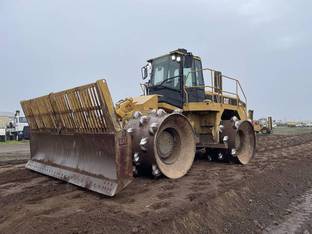 2005 Caterpillar 826H