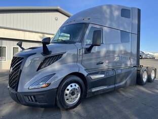 2025 Volvo VNL64T860