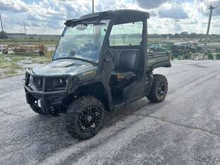 2022 John Deere GATOR XUV 835M