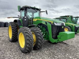 2023 John Deere 8R 410
