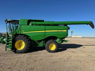 2024 John Deere S770