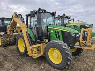 2021 John Deere 6110M