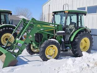 2010 John Deere 5085M