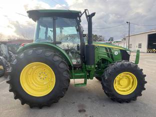 2023 John Deere 5105M