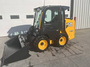 2025 JCB 215