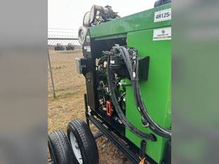 2023 John Deere 4H125