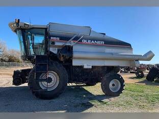 2005 Gleaner R65