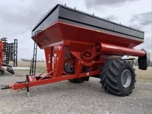 2023 Unverferth 1060