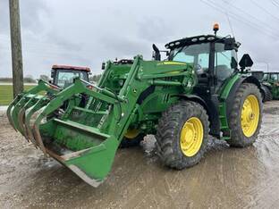 2017 John Deere 6195R
