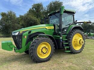 2023 John Deere 8R 340