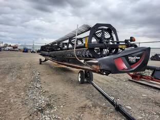 2018 MacDon Industries FD145