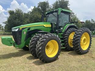 2023 John Deere 8R 340