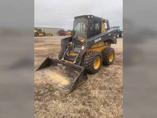 2020 John Deere 332G