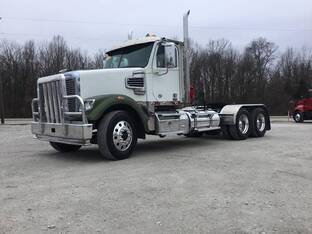 2020 Freightliner CORONADO 122 SD