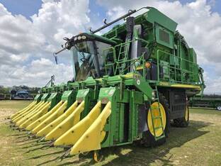 2017 John Deere CP690