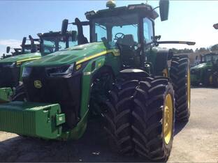 2023 John Deere 8R 370