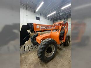 2017 JLG 6042