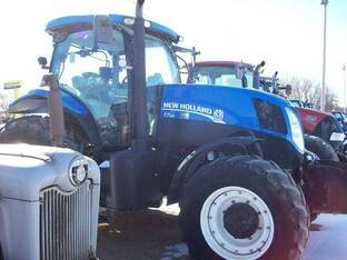 2012 New Holland T7.185