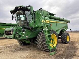 2023 John Deere X9 1000