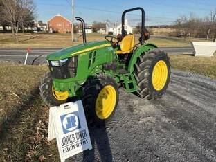 2024 John Deere 5075E