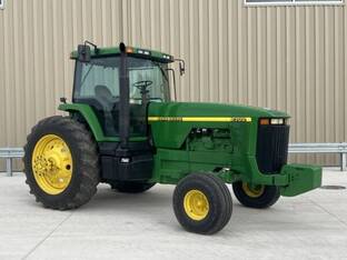 1998 John Deere 8300