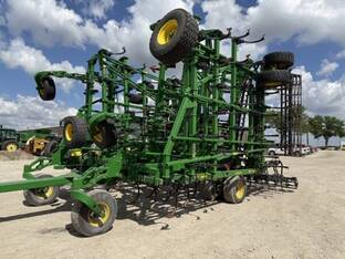 2023 John Deere 2230