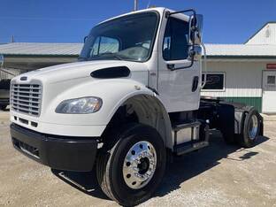 2019 Freightliner BUSINESS CLASS M2 106