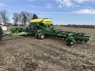 2007 John Deere 1990CCS