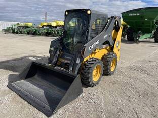 2024 John Deere 318G