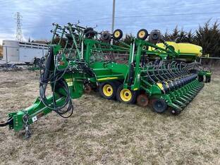 2013 John Deere DB60