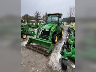 2010 John Deere 3320