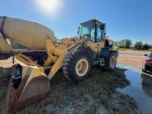 2013 Komatsu WA270-7