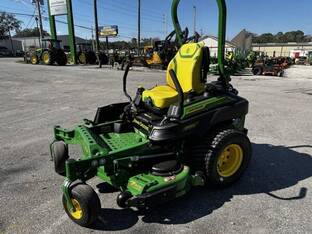 2025 John Deere Z930M